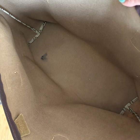 Vintage Gucci Plus Tote Bag - Picture 8 of 8